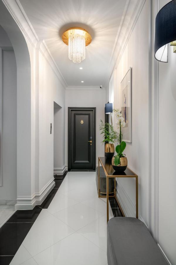 Praxitelous Luxury Suites Atene Esterno foto