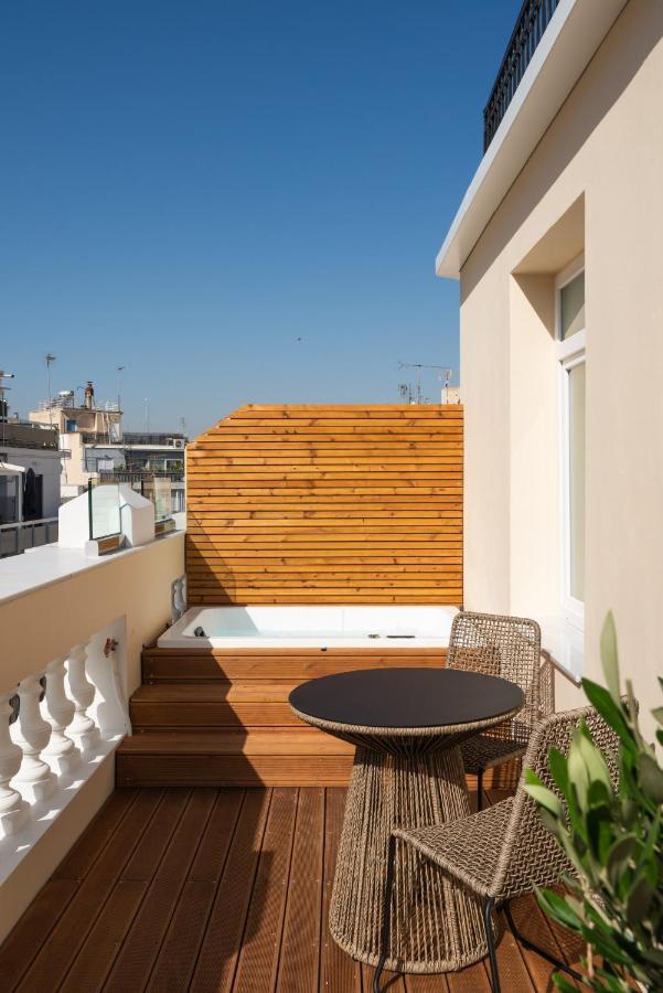 Praxitelous Luxury Suites Atene Esterno foto