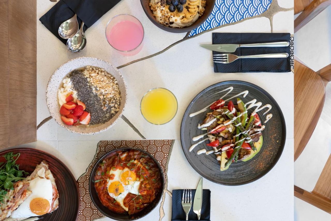 Praxitelous Luxury Suites Atene Esterno foto