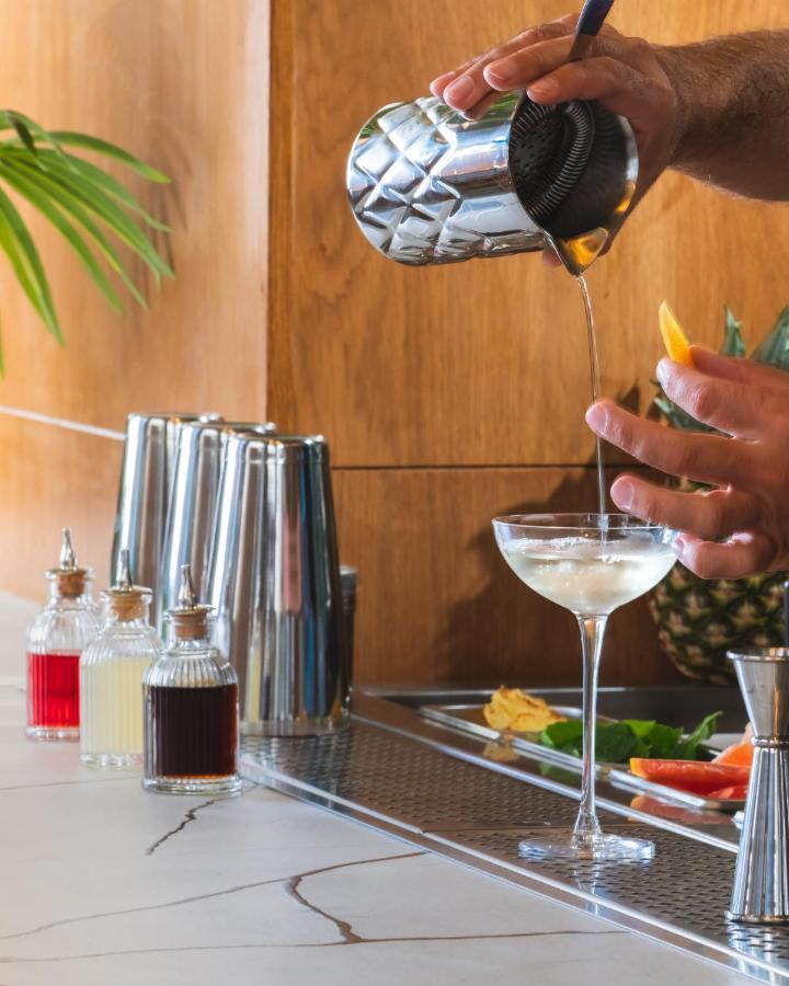 Praxitelous Luxury Suites Atene Esterno foto